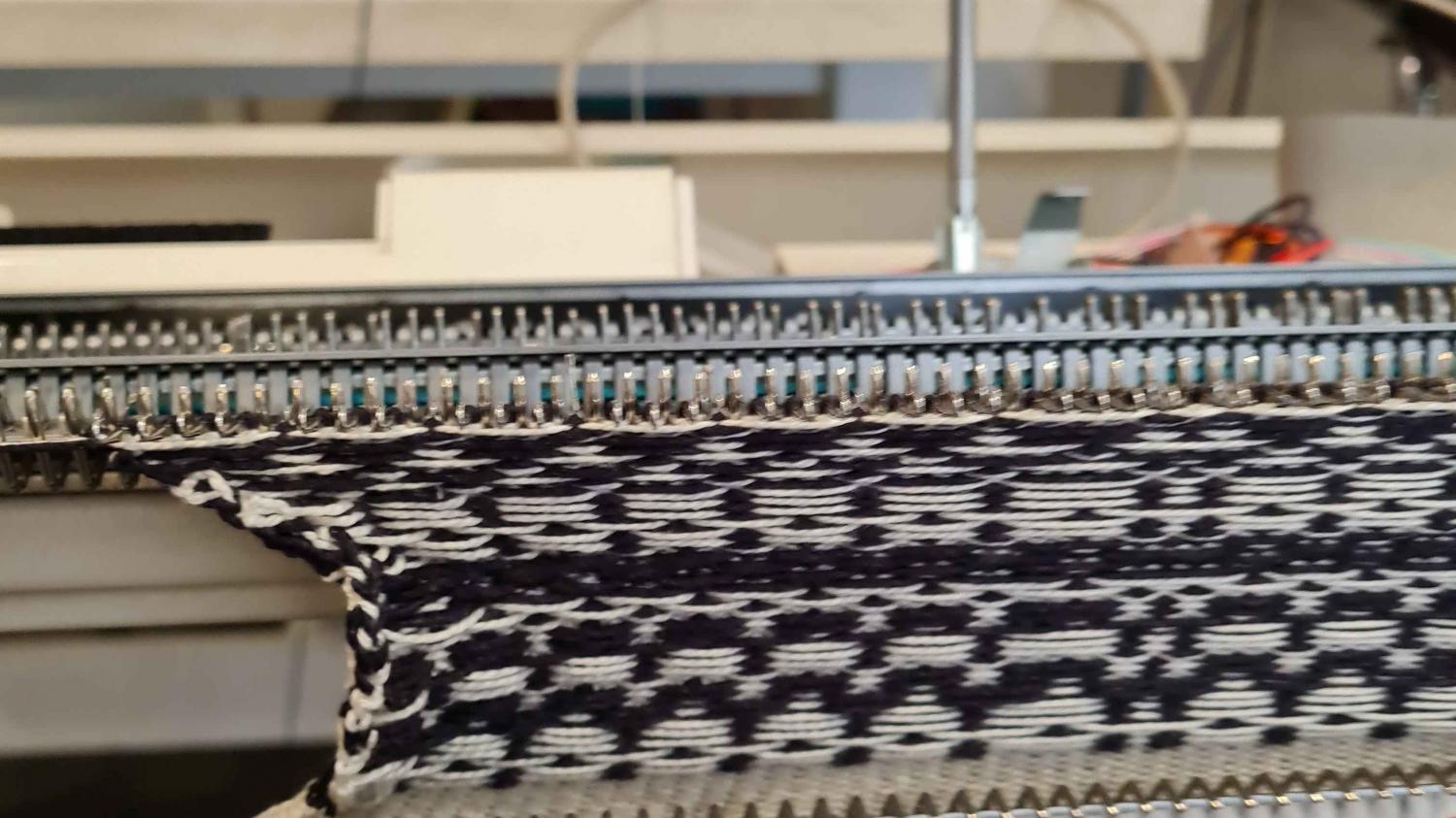 Knitting machine hack